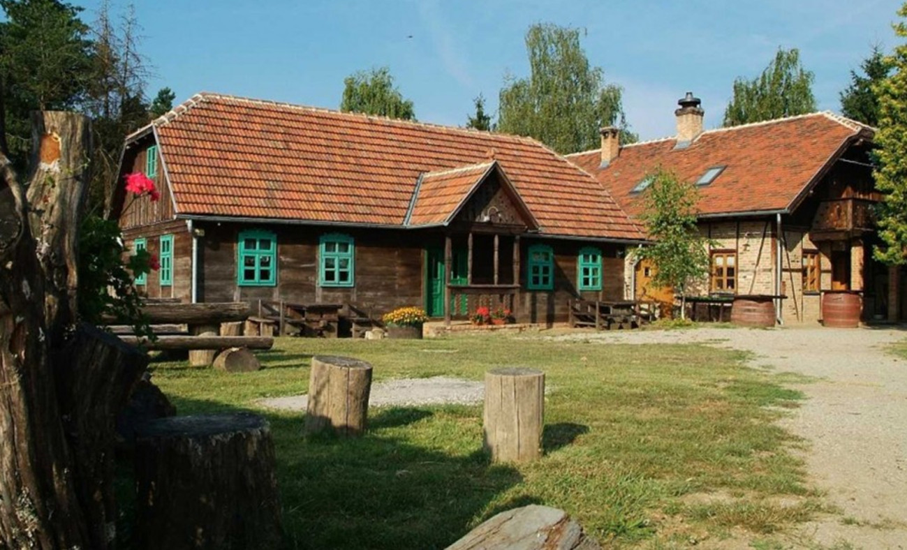 darilni_paketi_kmecka_hisa_kezele_ivanicko_graberje_slika_1