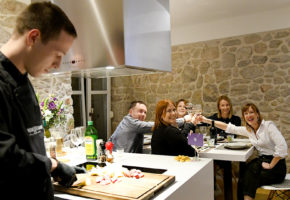 Chef restorana Mulino u Vašem domu priprema večeru za šestero