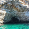 Razgledajte špilje dalmatinske obale, uključujući Modru špilju!