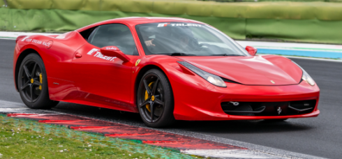 Ferrari 458 Italia ili Lamborghini Gallardo - 3 kruga- uključen video na stazama: Lainate, Magione, Vairano, Modena