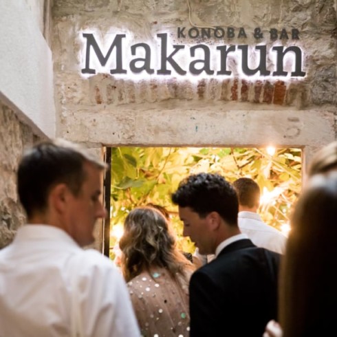 Romantična večer u 4 slijeda i boca vina u restoranu Makarun u Splitu za 2 osobe Romantična večer u 4 slijeda i boca vina u restoranu Makarun u Splitu za 2 osobe