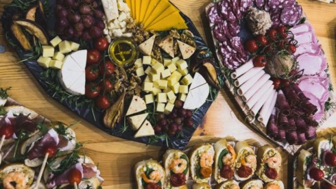 Meni u 4 slijeda sa vinskom pratnjom u Bistrou Mèmi Maribor za 2 osobe Meni u 4 slijeda sa vinskom pratnjom u Bistrou Mèmi Maribor za 2 osobe