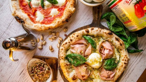 2 x pizza i desert u Antica Pizzeri u Grosuplju za 2 osobe 2 x pizza i desert u Antica Pizzeri u Grosuplju za 2 osobe