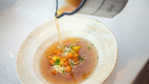 Meni u 3 slijeda u Karlovoj gostionici u Mariboru za 2 osobe