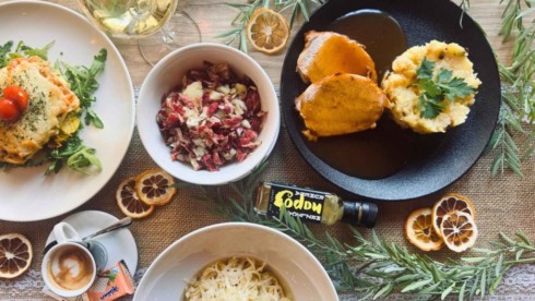 Meni u 5 sljedova sa pićem dobrodošlice i čašom pjenušca u Bistrou Mèmi Maribor za 2 osobe