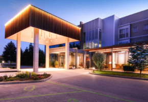 Četverodnevni kraljevski odmor za dvoje u hotelu Vivat